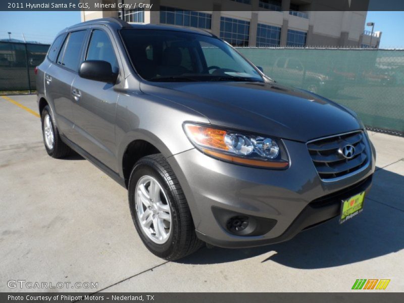 Mineral Gray / Gray 2011 Hyundai Santa Fe GLS