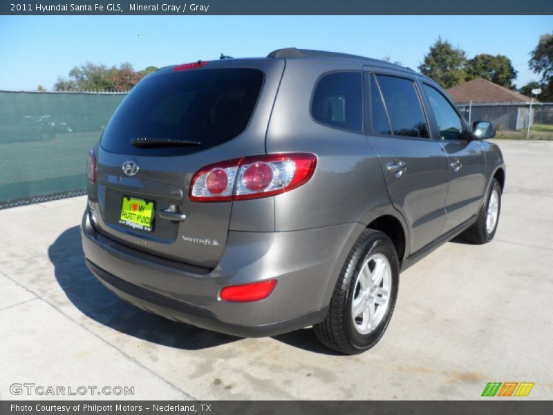 Mineral Gray / Gray 2011 Hyundai Santa Fe GLS