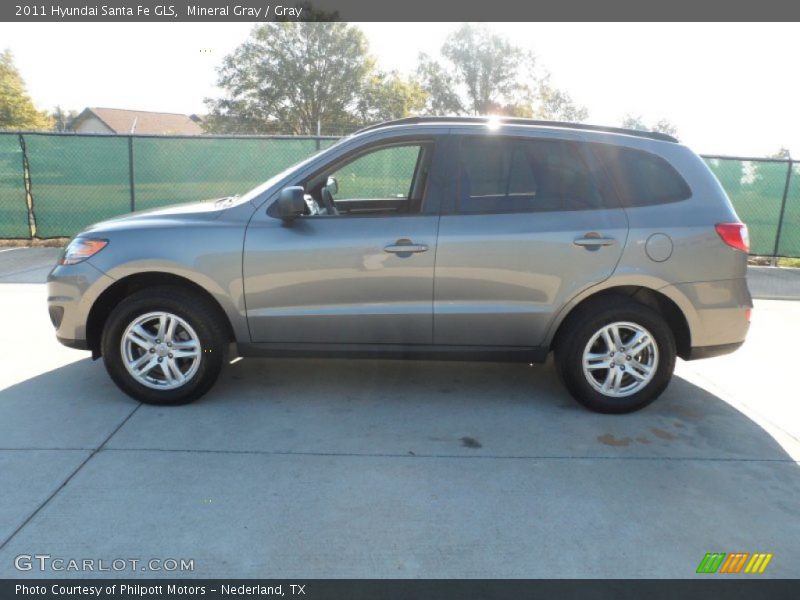 Mineral Gray / Gray 2011 Hyundai Santa Fe GLS