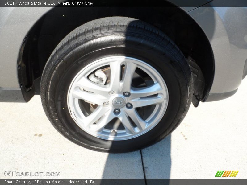 Mineral Gray / Gray 2011 Hyundai Santa Fe GLS
