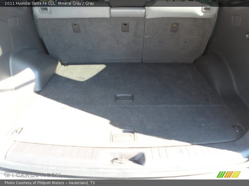 Mineral Gray / Gray 2011 Hyundai Santa Fe GLS
