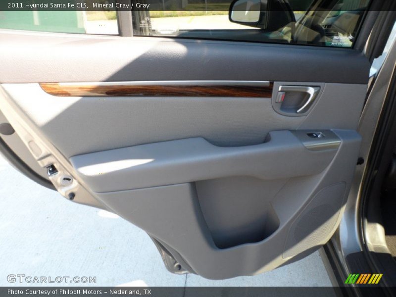 Mineral Gray / Gray 2011 Hyundai Santa Fe GLS