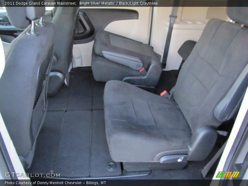 Bright Silver Metallic / Black/Light Graystone 2011 Dodge Grand Caravan Mainstreet