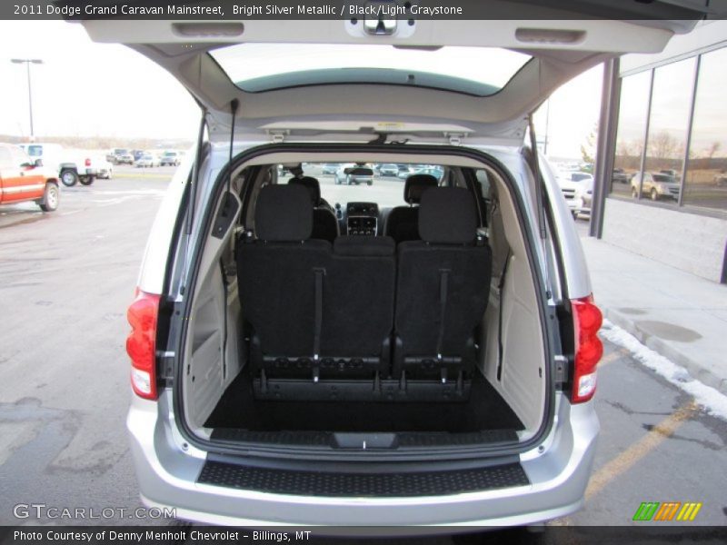 Bright Silver Metallic / Black/Light Graystone 2011 Dodge Grand Caravan Mainstreet