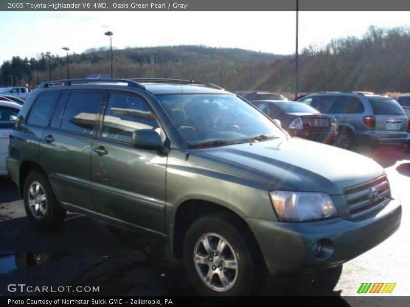 Oasis Green Pearl / Gray 2005 Toyota Highlander V6 4WD