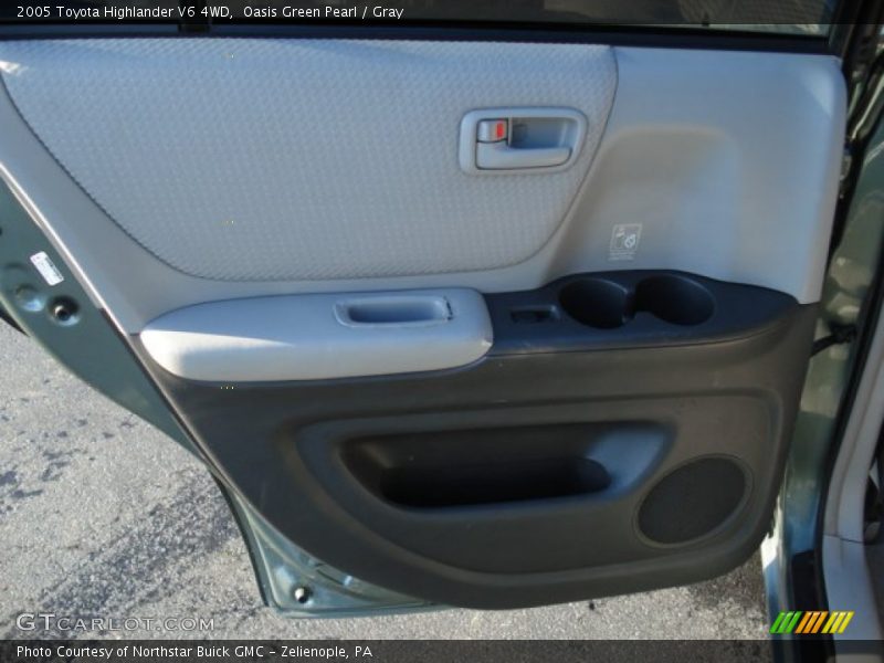 Oasis Green Pearl / Gray 2005 Toyota Highlander V6 4WD