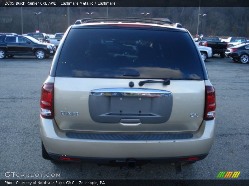 Cashmere Metallic / Cashmere 2005 Buick Rainier CXL AWD