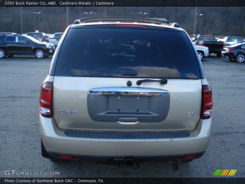 Cashmere Metallic / Cashmere 2005 Buick Rainier CXL AWD