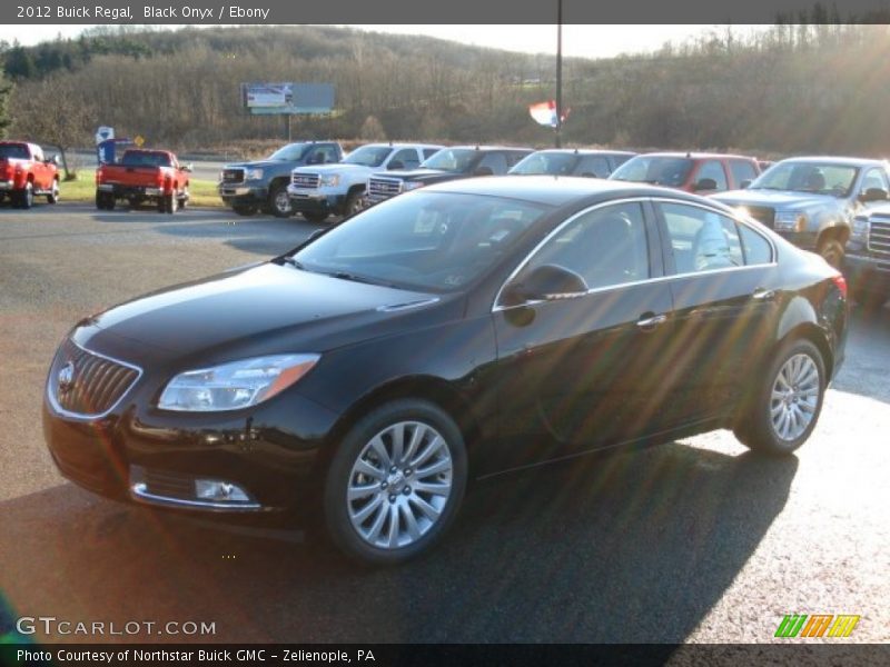 Black Onyx / Ebony 2012 Buick Regal