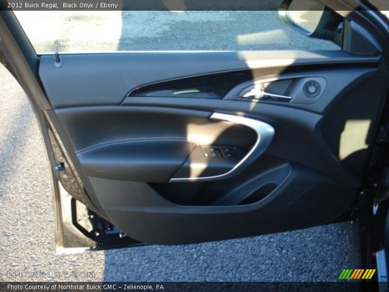 Black Onyx / Ebony 2012 Buick Regal