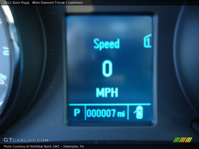 White Diamond Tricoat / Cashmere 2012 Buick Regal