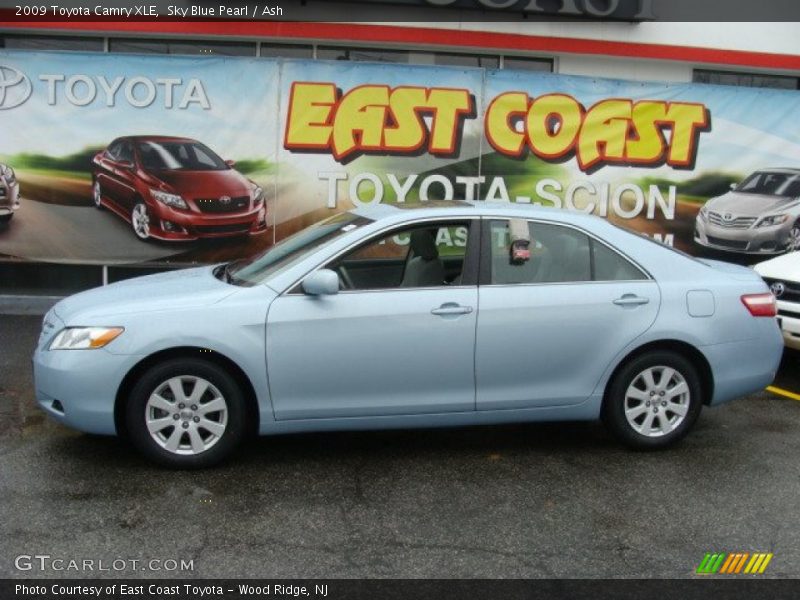 Sky Blue Pearl / Ash 2009 Toyota Camry XLE