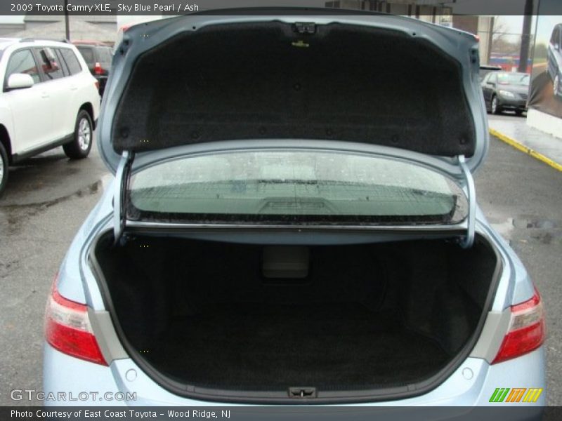 Sky Blue Pearl / Ash 2009 Toyota Camry XLE