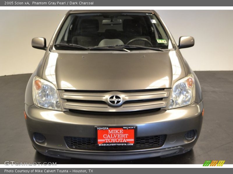 Phantom Gray Pearl / Dark Charcoal 2005 Scion xA