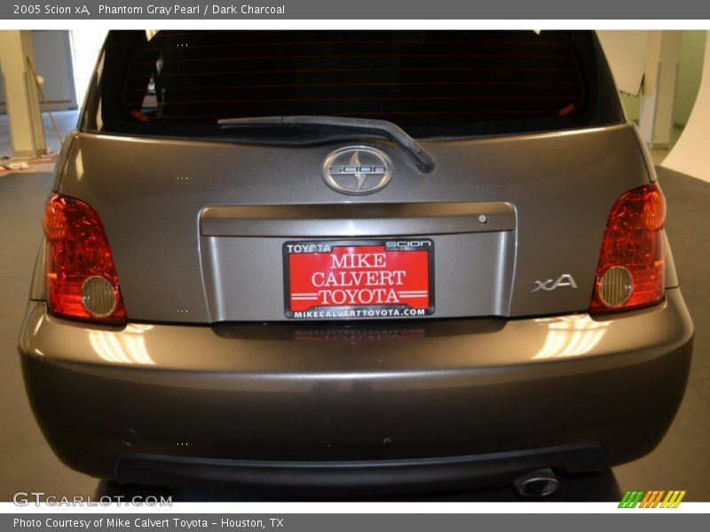 Phantom Gray Pearl / Dark Charcoal 2005 Scion xA