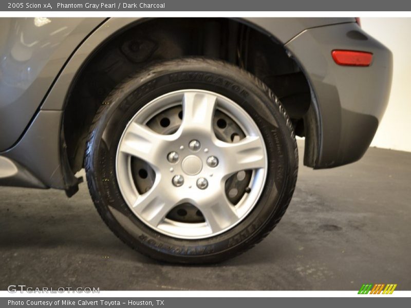Phantom Gray Pearl / Dark Charcoal 2005 Scion xA