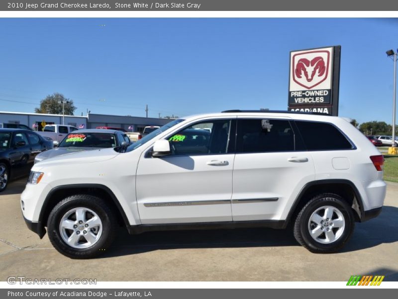 Stone White / Dark Slate Gray 2010 Jeep Grand Cherokee Laredo