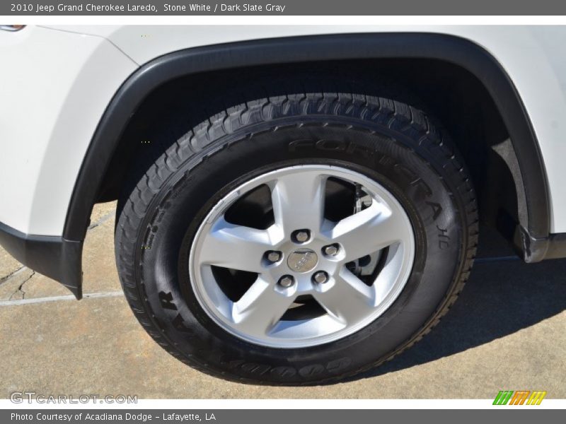Stone White / Dark Slate Gray 2010 Jeep Grand Cherokee Laredo