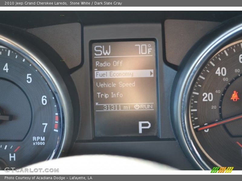 Stone White / Dark Slate Gray 2010 Jeep Grand Cherokee Laredo