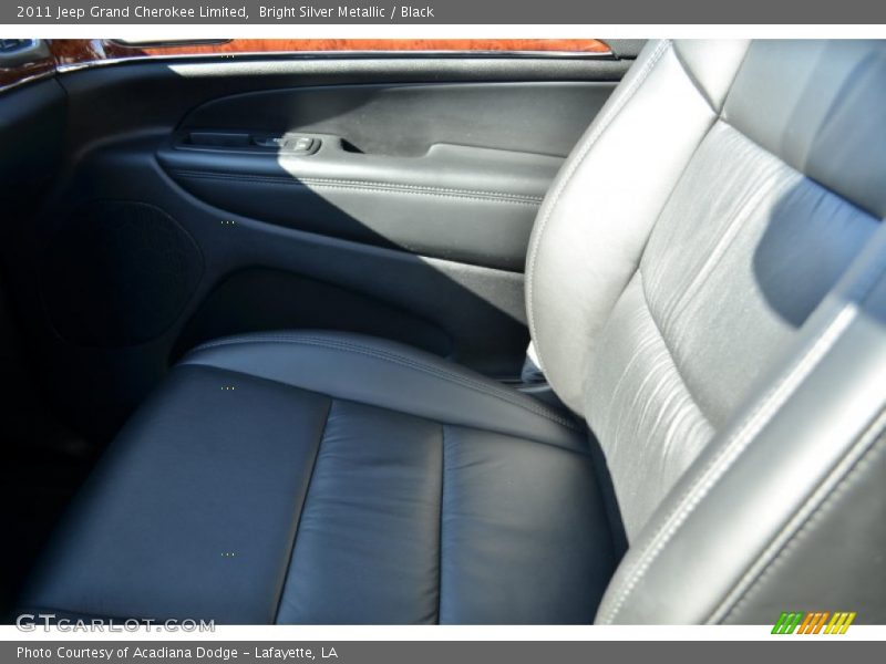 Bright Silver Metallic / Black 2011 Jeep Grand Cherokee Limited