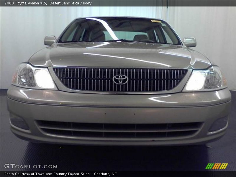 Desert Sand Mica / Ivory 2000 Toyota Avalon XLS