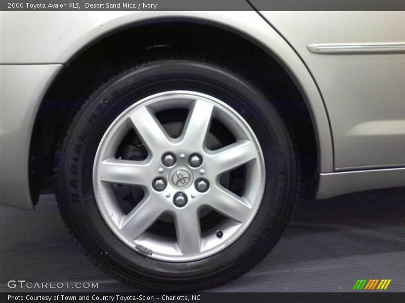 Desert Sand Mica / Ivory 2000 Toyota Avalon XLS