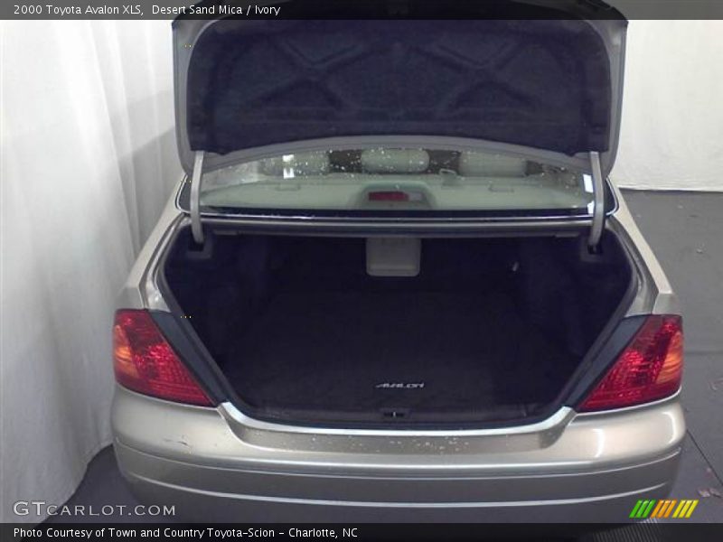 Desert Sand Mica / Ivory 2000 Toyota Avalon XLS