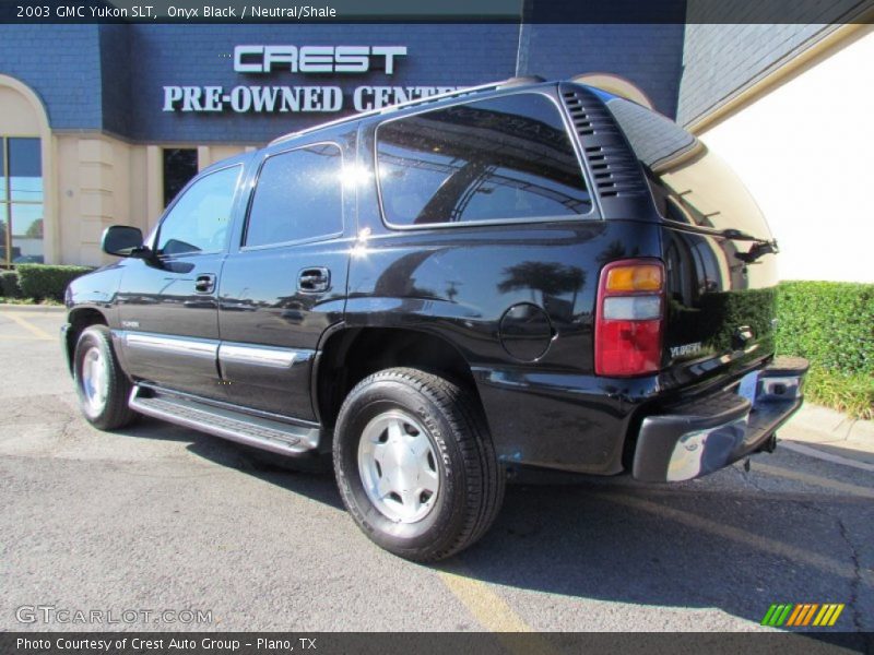 Onyx Black / Neutral/Shale 2003 GMC Yukon SLT