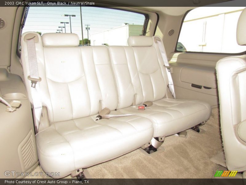 Onyx Black / Neutral/Shale 2003 GMC Yukon SLT