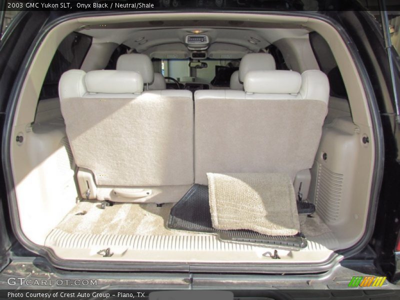 Onyx Black / Neutral/Shale 2003 GMC Yukon SLT