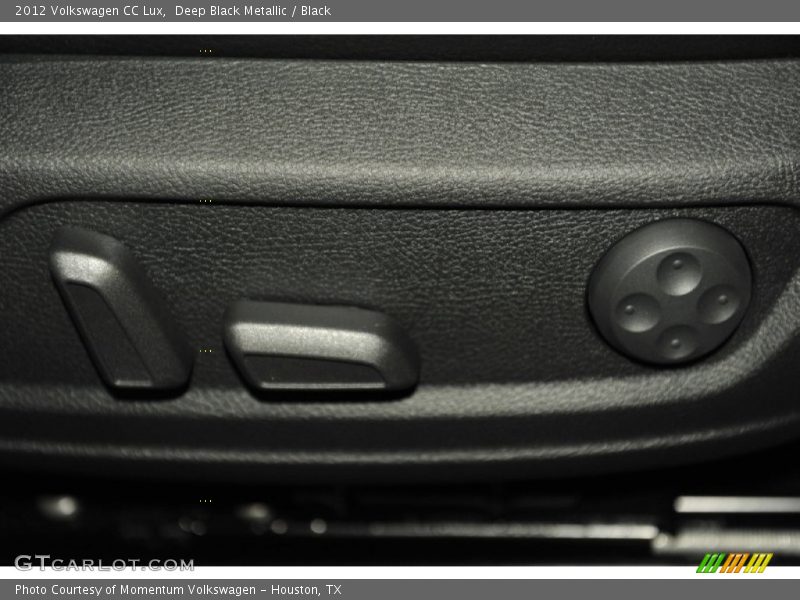 Deep Black Metallic / Black 2012 Volkswagen CC Lux