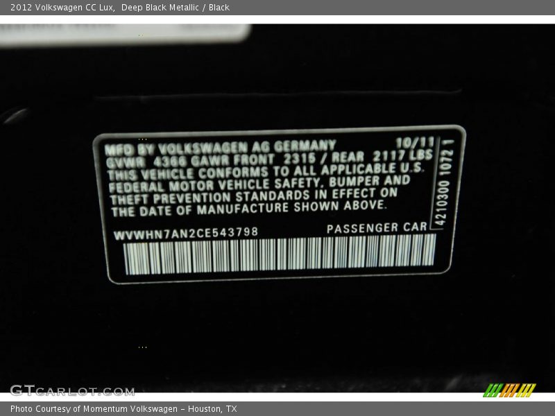 Deep Black Metallic / Black 2012 Volkswagen CC Lux