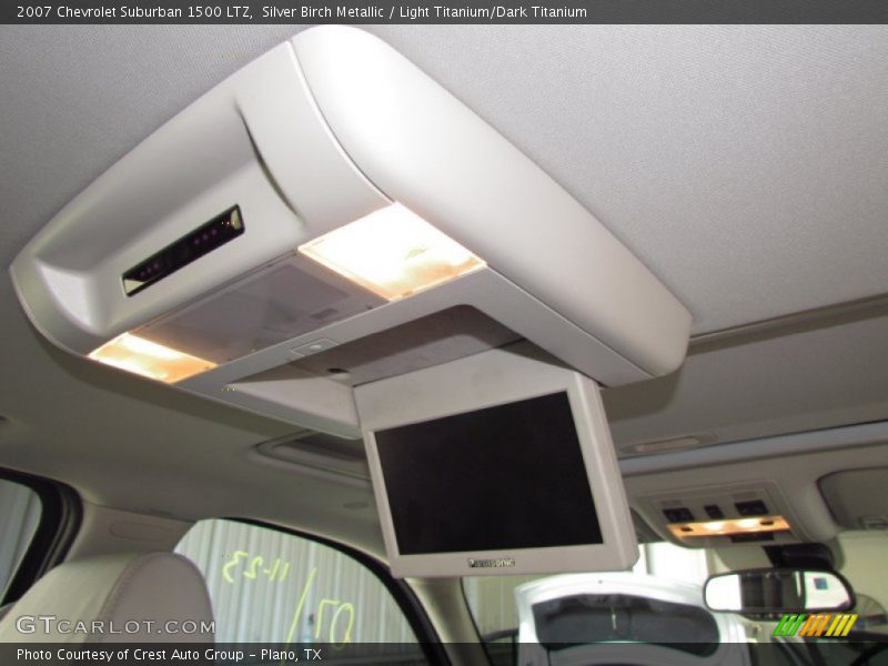 Silver Birch Metallic / Light Titanium/Dark Titanium 2007 Chevrolet Suburban 1500 LTZ