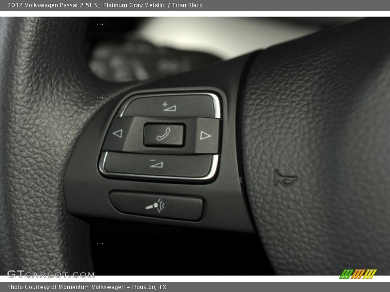 Platinum Gray Metallic / Titan Black 2012 Volkswagen Passat 2.5L S