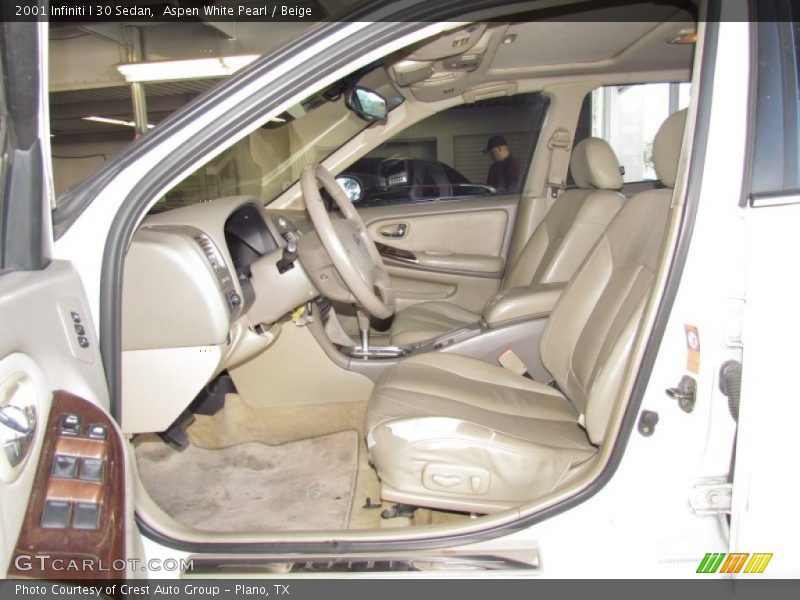 Aspen White Pearl / Beige 2001 Infiniti I 30 Sedan