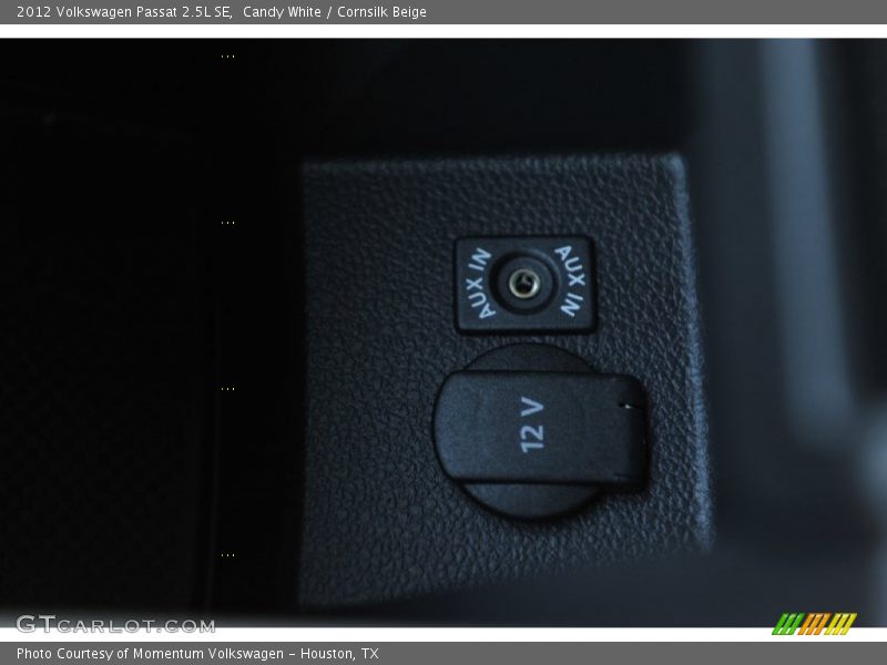 Candy White / Cornsilk Beige 2012 Volkswagen Passat 2.5L SE