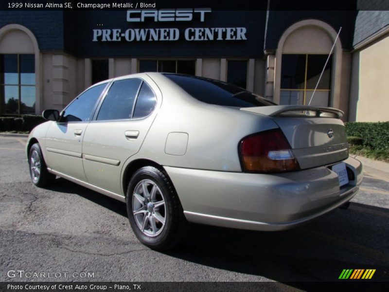 Champagne Metallic / Blond 1999 Nissan Altima SE
