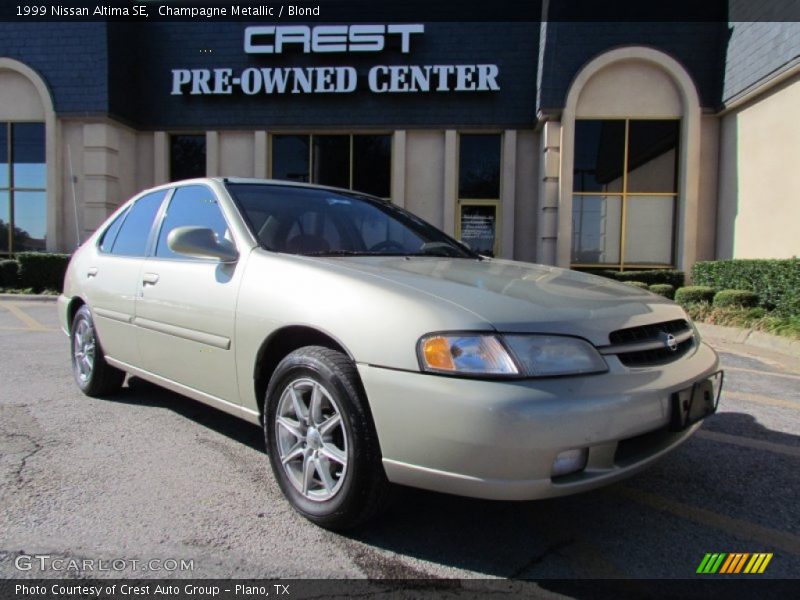 Champagne Metallic / Blond 1999 Nissan Altima SE