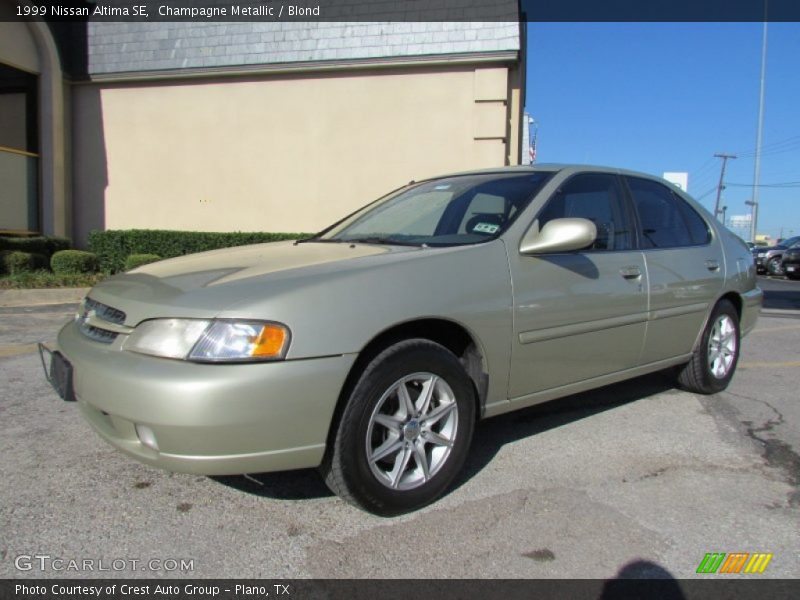 Champagne Metallic / Blond 1999 Nissan Altima SE