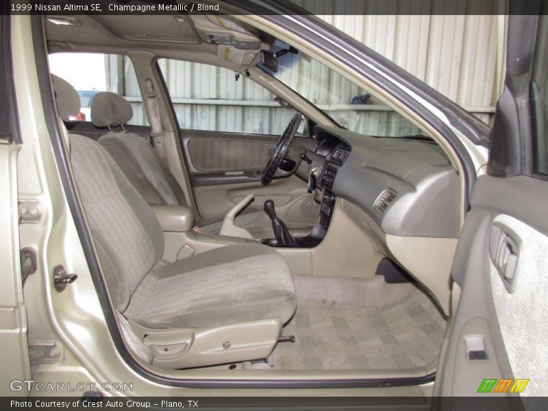Champagne Metallic / Blond 1999 Nissan Altima SE