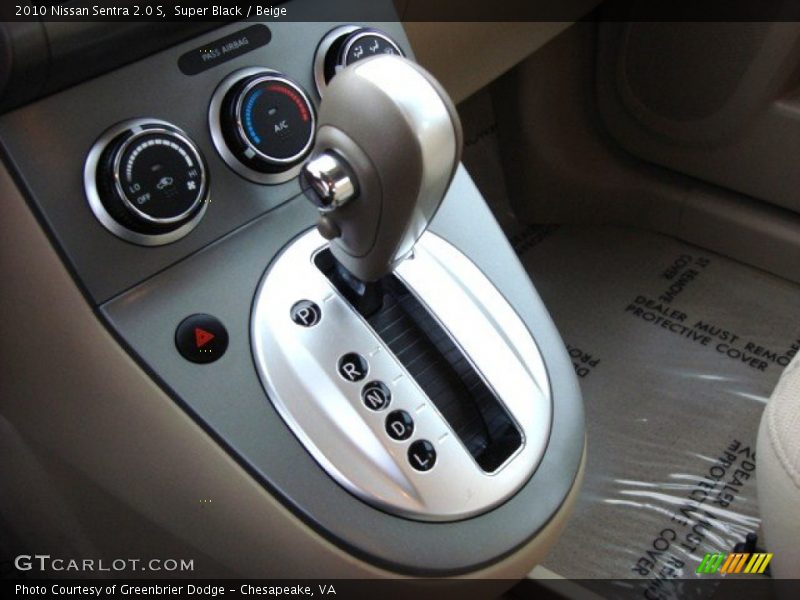 Super Black / Beige 2010 Nissan Sentra 2.0 S