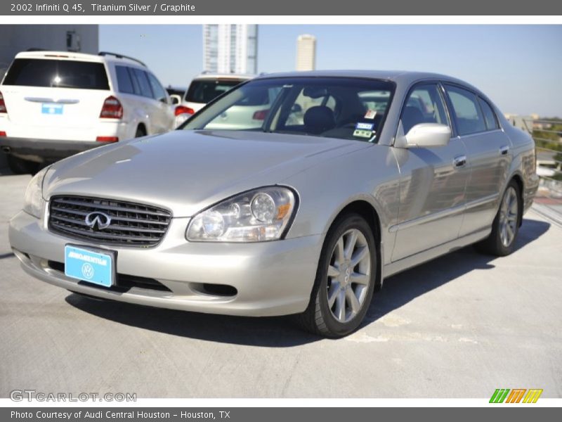 Titanium Silver / Graphite 2002 Infiniti Q 45