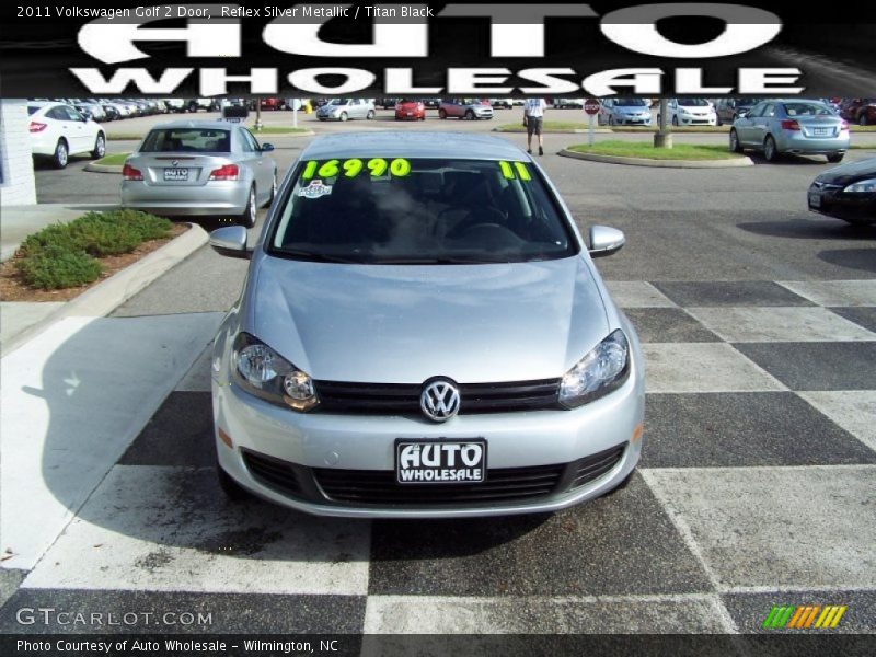 Reflex Silver Metallic / Titan Black 2011 Volkswagen Golf 2 Door