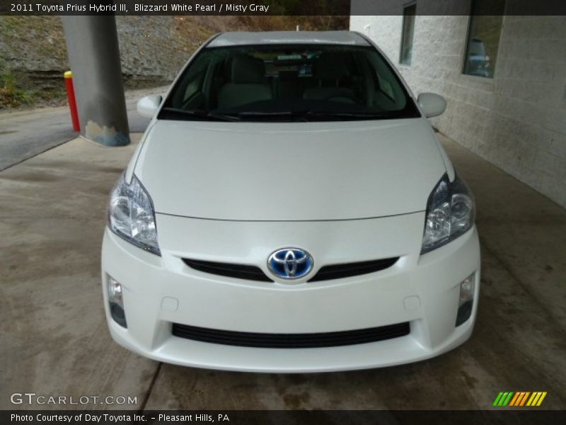 Blizzard White Pearl / Misty Gray 2011 Toyota Prius Hybrid III