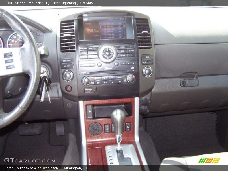 Silver Lightning / Graphite 2008 Nissan Pathfinder LE