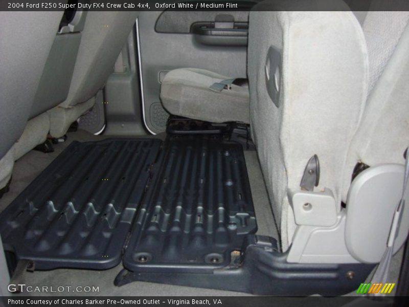 Oxford White / Medium Flint 2004 Ford F250 Super Duty FX4 Crew Cab 4x4