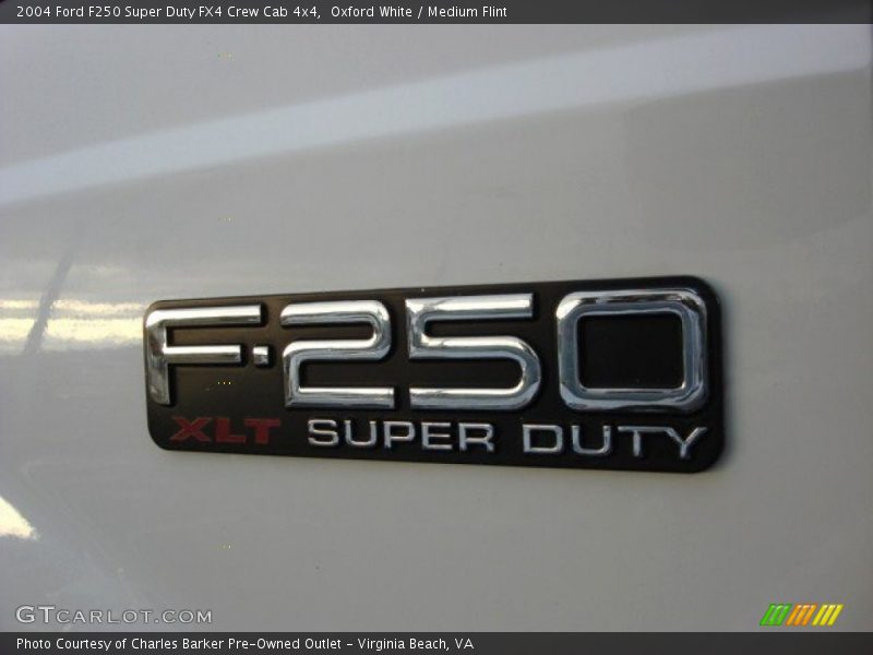 Oxford White / Medium Flint 2004 Ford F250 Super Duty FX4 Crew Cab 4x4