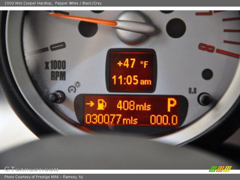 Pepper White / Black/Grey 2009 Mini Cooper Hardtop