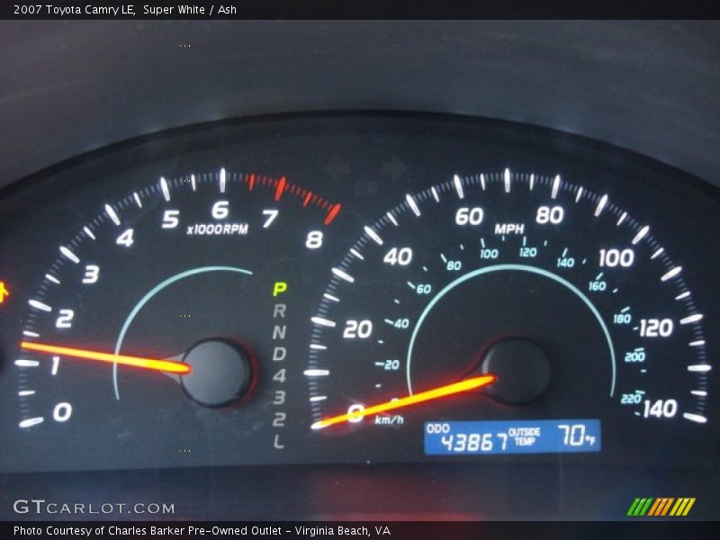 Super White / Ash 2007 Toyota Camry LE