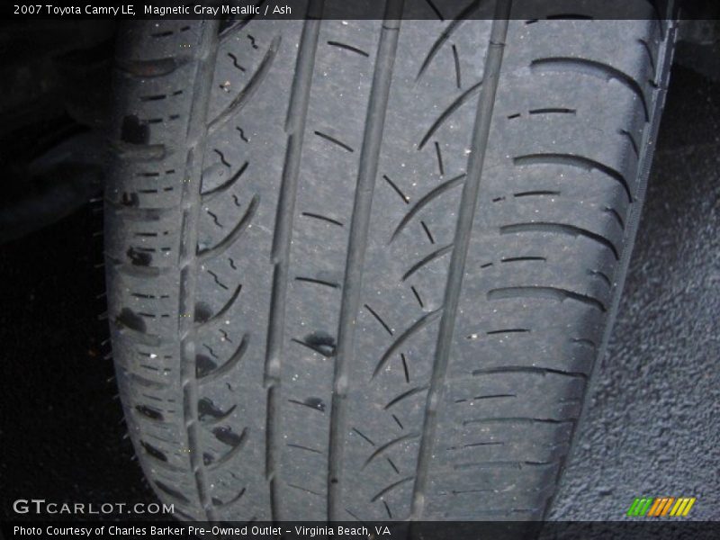 Magnetic Gray Metallic / Ash 2007 Toyota Camry LE